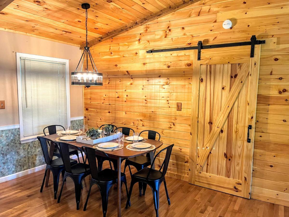 Ole Smoky Bnb - Game Room, Hot Tub, Mtn Views! Pigeon Forge Zewnętrze zdjęcie