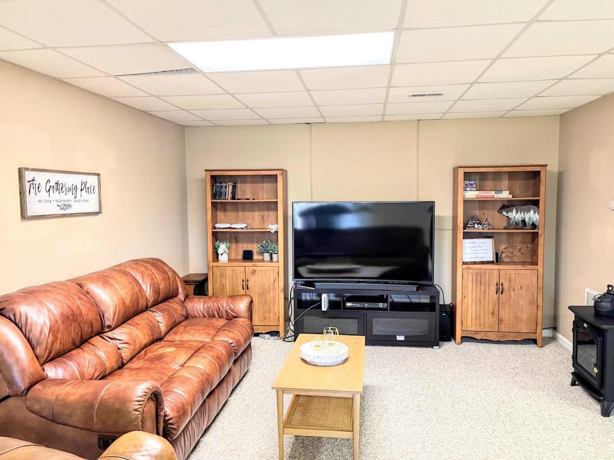 Ole Smoky Bnb - Game Room, Hot Tub, Mtn Views! Pigeon Forge Zewnętrze zdjęcie