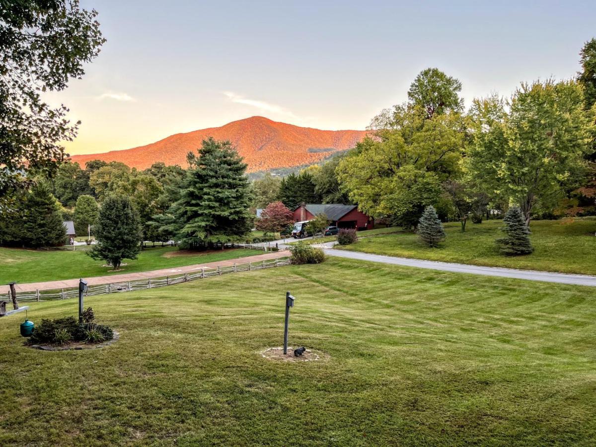 Ole Smoky Bnb - Game Room, Hot Tub, Mtn Views! Pigeon Forge Zewnętrze zdjęcie