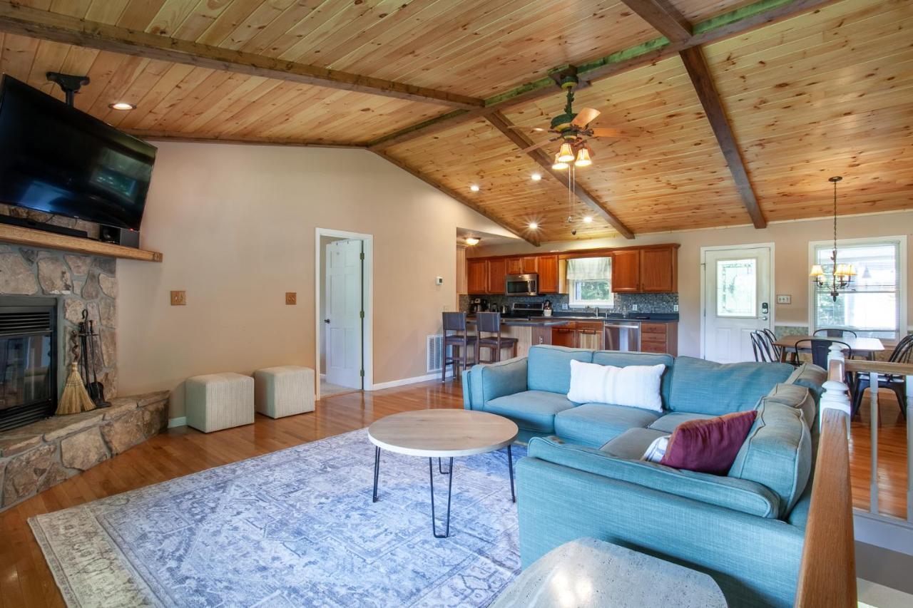 Ole Smoky Bnb - Game Room, Hot Tub, Mtn Views! Pigeon Forge Zewnętrze zdjęcie
