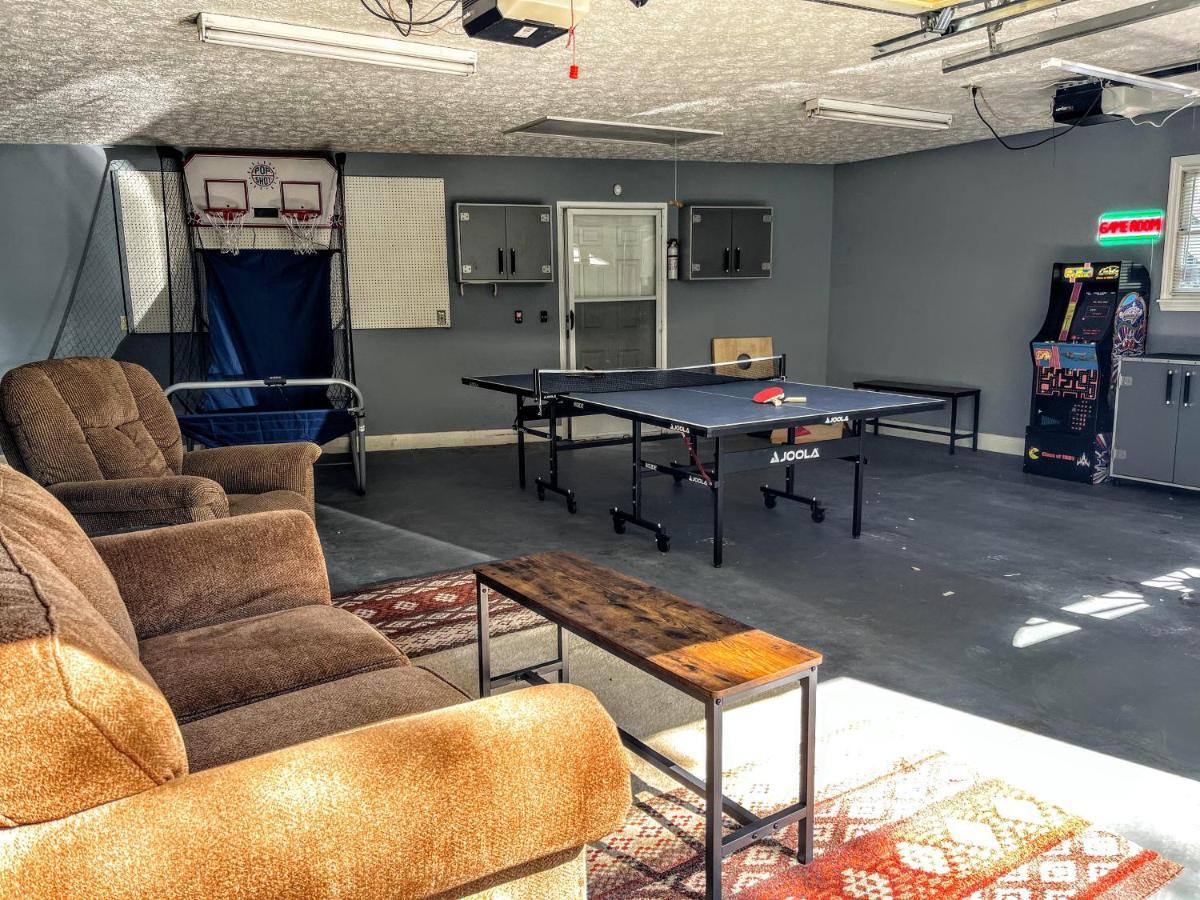 Ole Smoky Bnb - Game Room, Hot Tub, Mtn Views! Pigeon Forge Zewnętrze zdjęcie