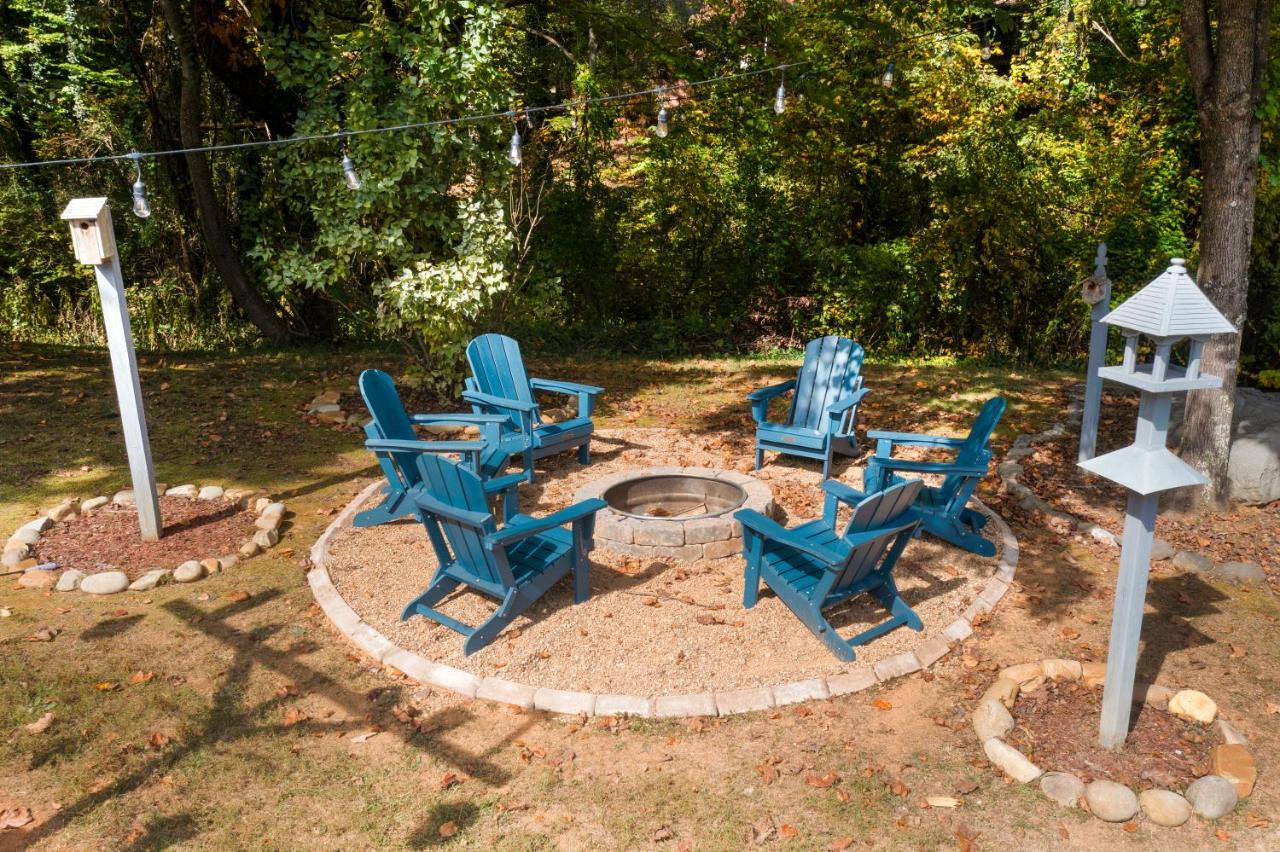 Ole Smoky Bnb - Game Room, Hot Tub, Mtn Views! Pigeon Forge Zewnętrze zdjęcie