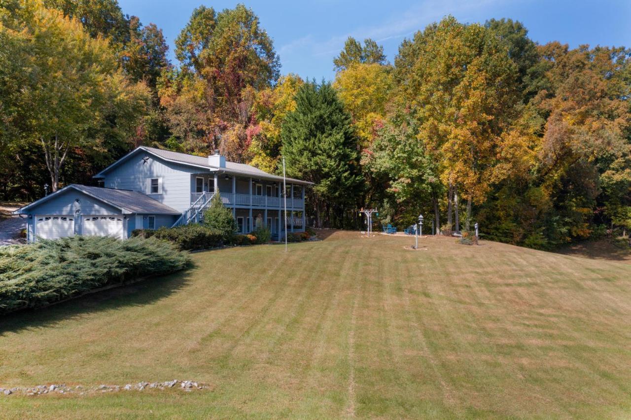 Ole Smoky Bnb - Game Room, Hot Tub, Mtn Views! Pigeon Forge Zewnętrze zdjęcie